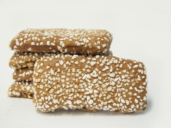 Koek dinant met suikerkorrels (7)